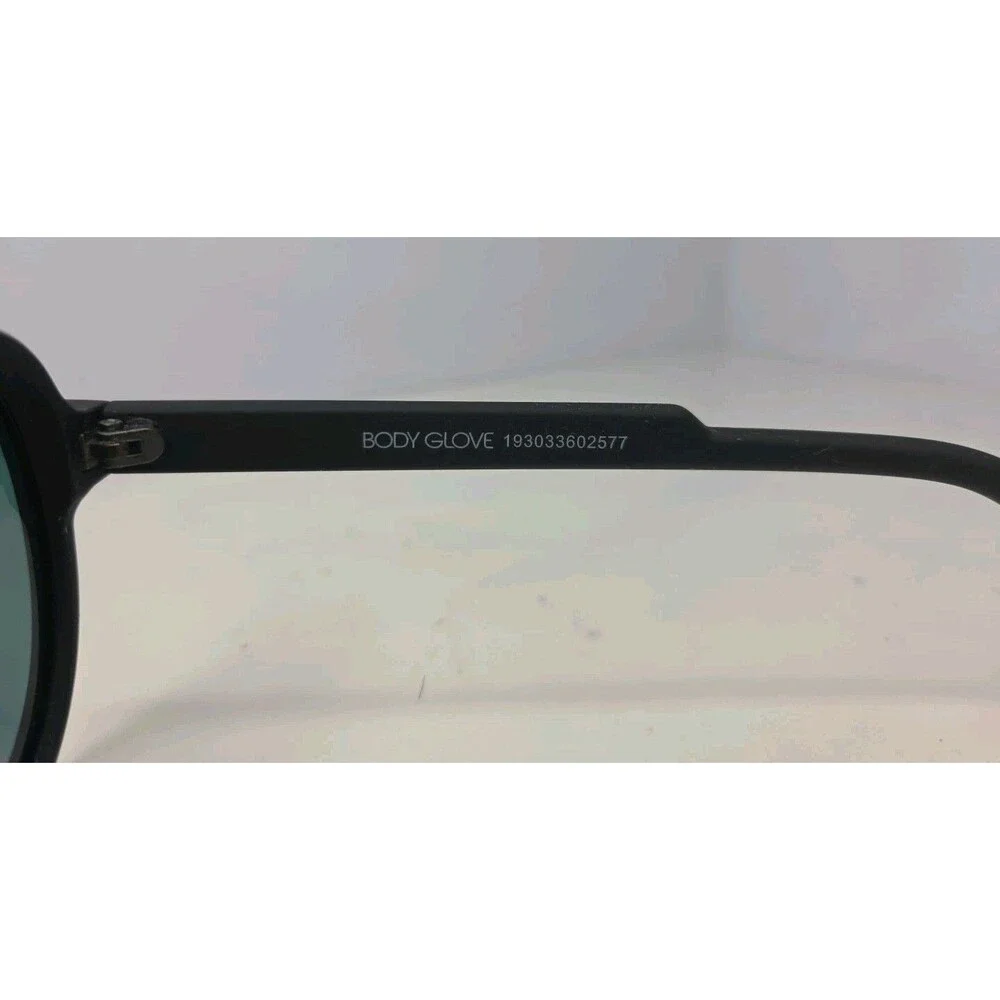 Bodyglove Womens Polarized Black Frame Purple Lens Sunglasses EUC Beach Ski Y2K